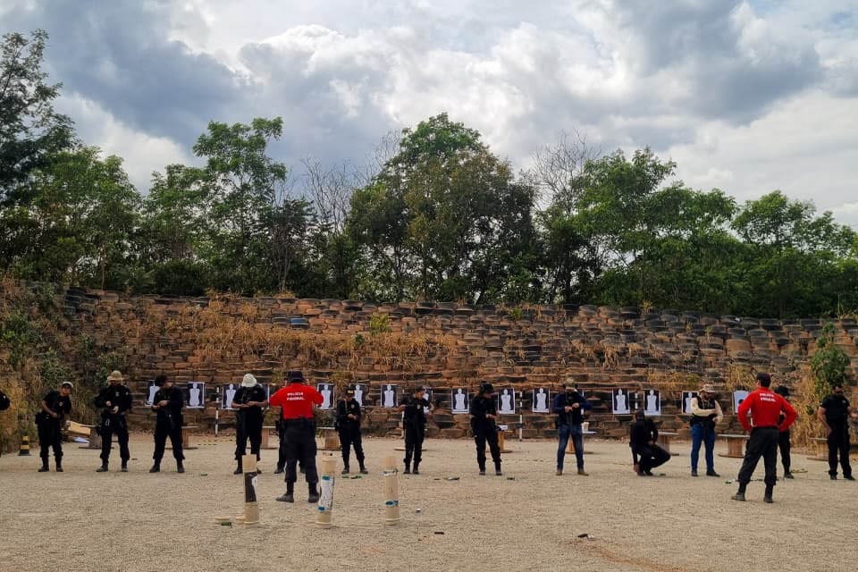 Estande de Tiro da Guarda Metropolitana de Palmas é utilizado em treinamento da Polícia Federal