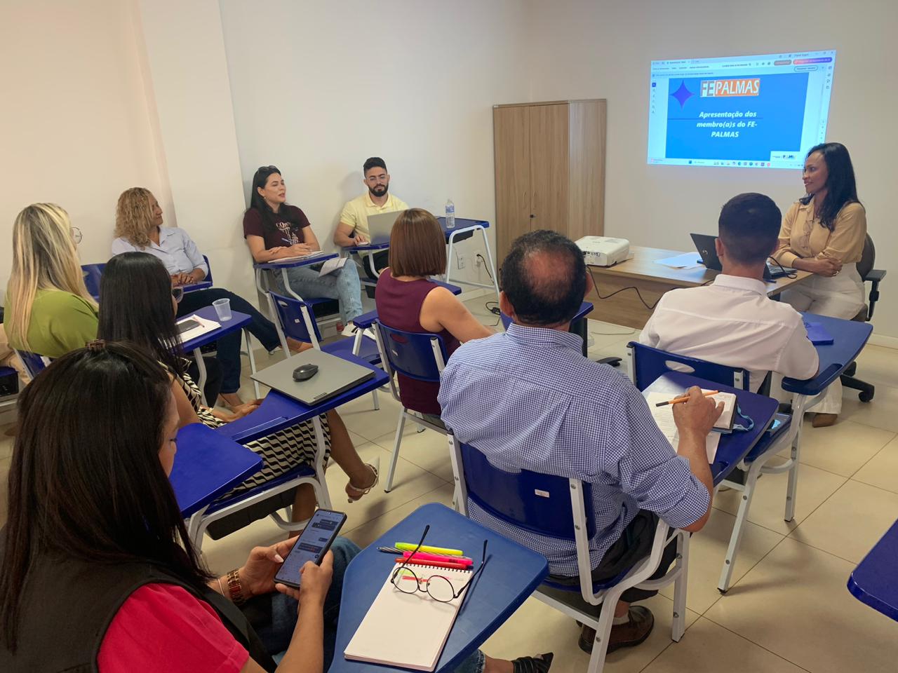 Semed promove reunião com membros do Fórum Permanente da Educação de Palmas