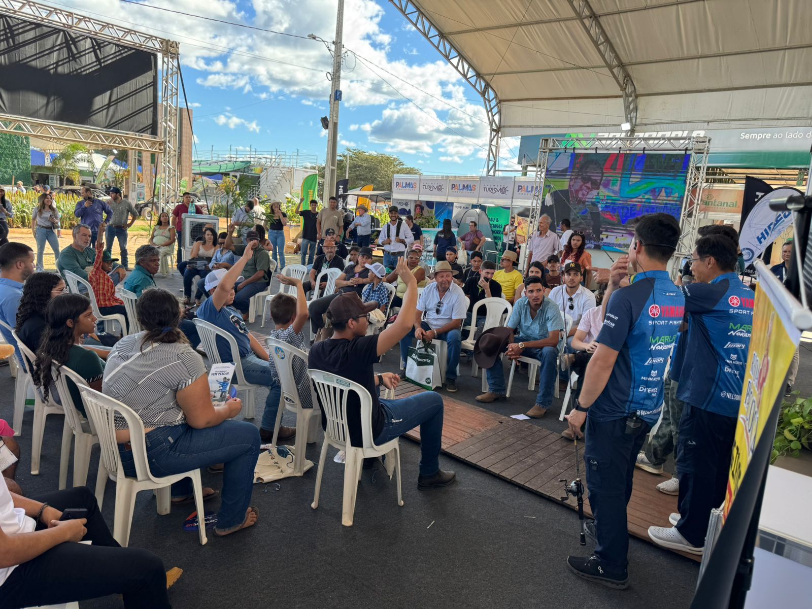 Workshop com a família Nakamura reuniu grande público no pavilhão da Pesca e Aquicultura