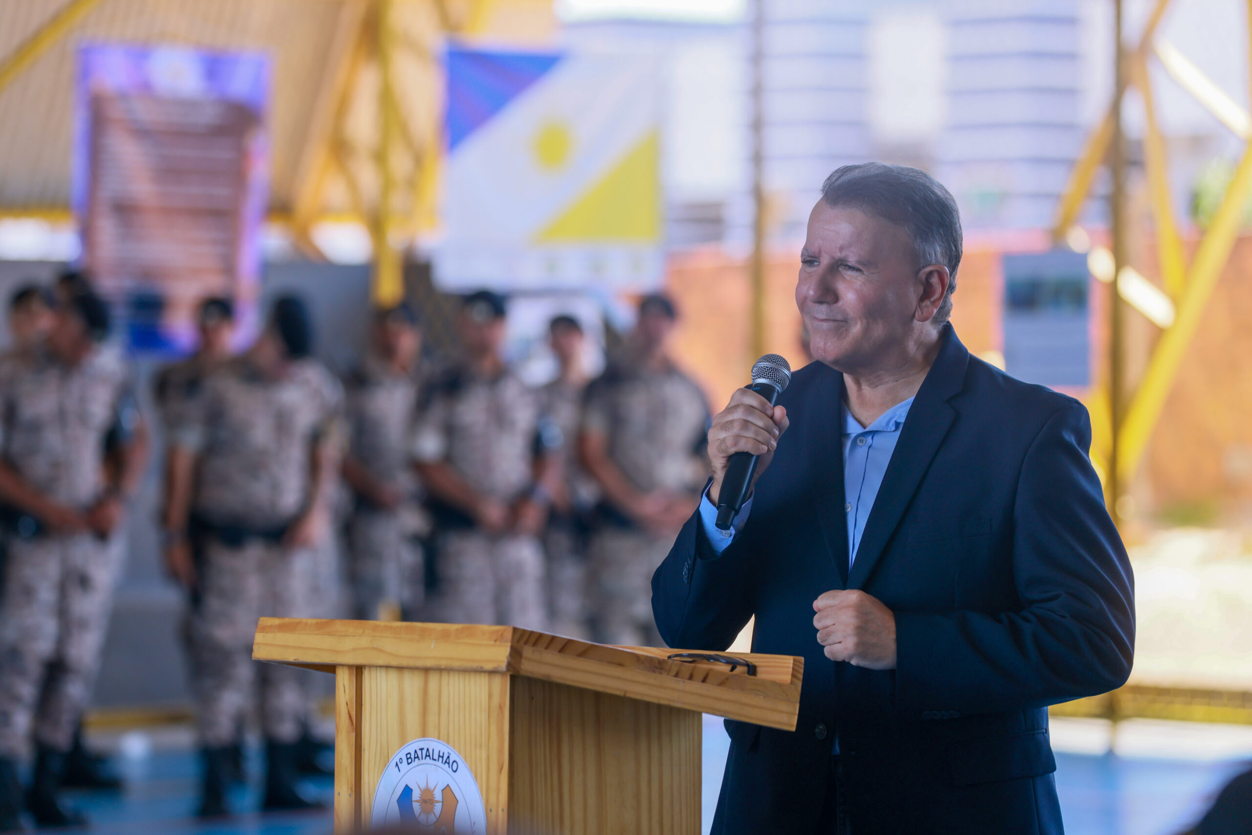 Prefeito de Palmas prestigia cerimônia de passagem de comando do 6º Batalhão da Polícia Militar
