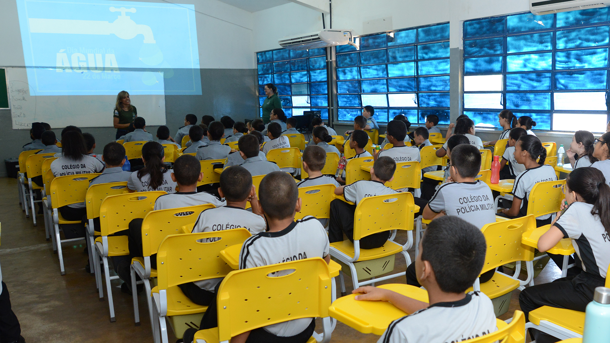 Alunos do Colégio da Polícia Militar do Estado do Tocantins participam de palestra sobre preservação da água