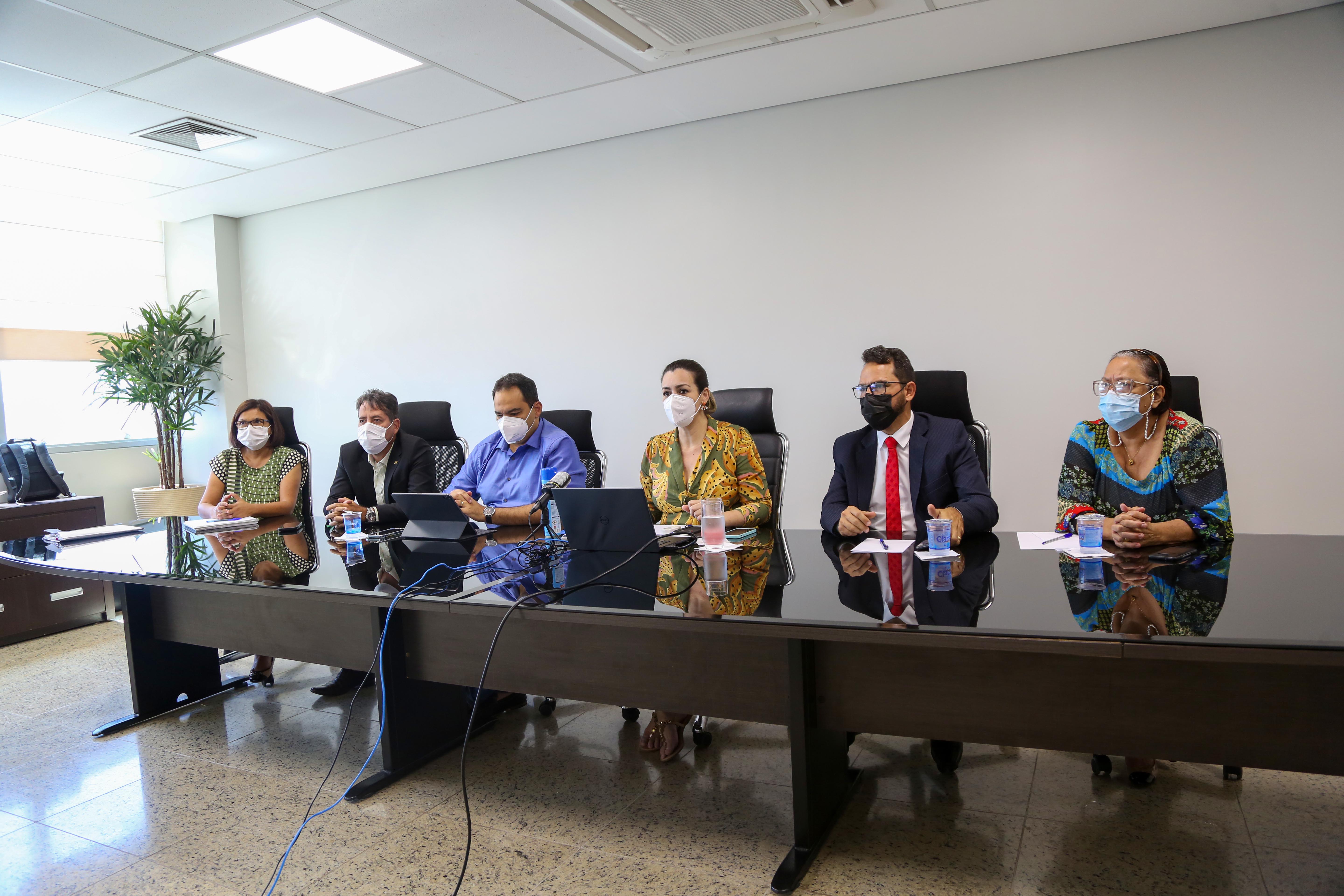 Cinthia Ribeiro participa de reunião para apresentação das estratégias de elaboração do PPA 2022-2025