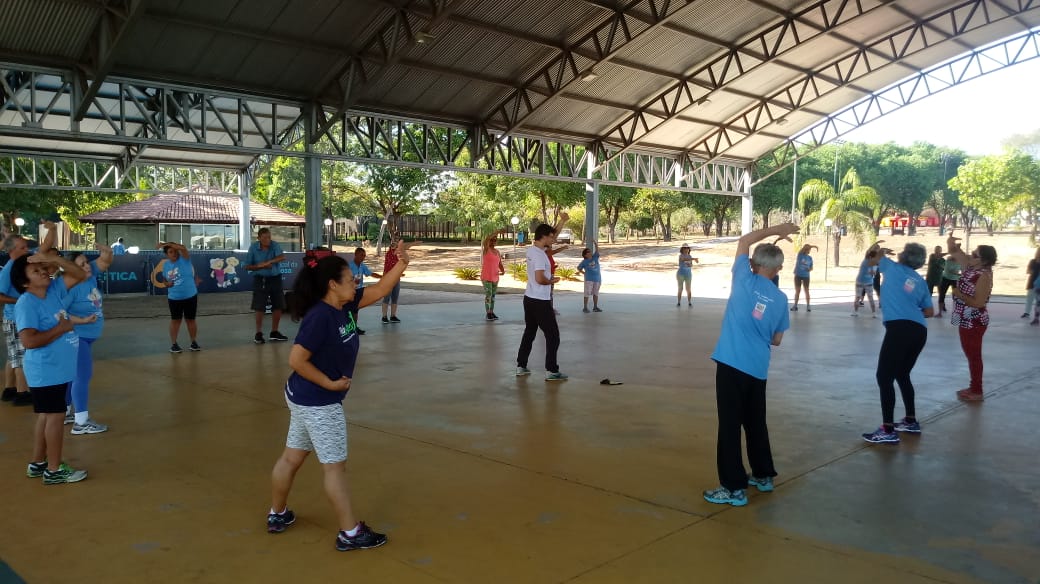 Semana começa com atividades terapêuticas no Parque Municipal da Pessoa Idosa em Palmas