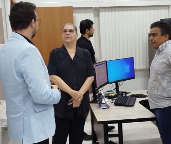 Parceria, por meio da Secad, visa garantir o direito à filiação paterna no registro civil de crianças e adolescentes da capital