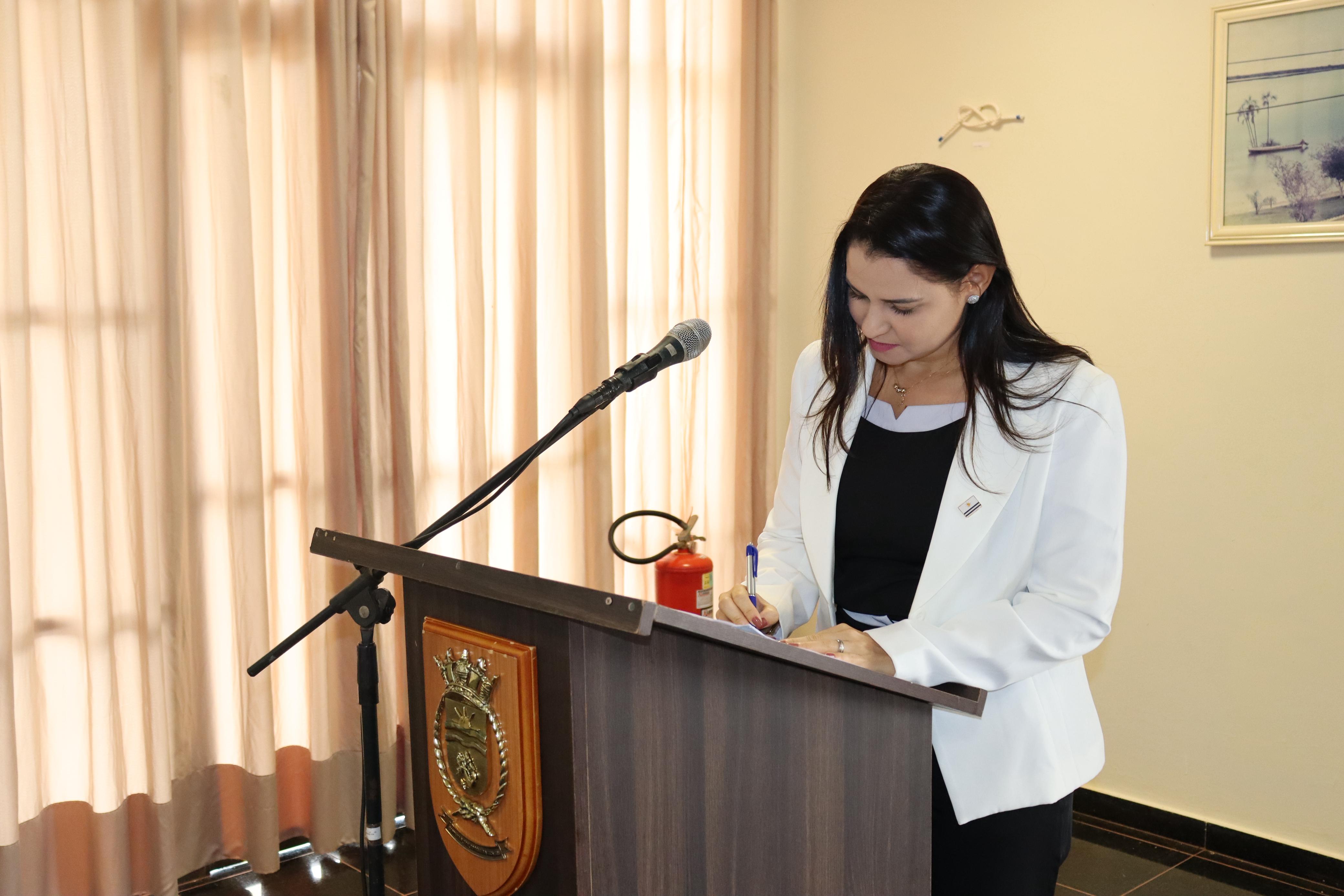 Durante a cerimônia de assinatura, a secretária municipal da Educação, Anice Moura, destacou a importância da iniciativa para a formação integral dos estudantes