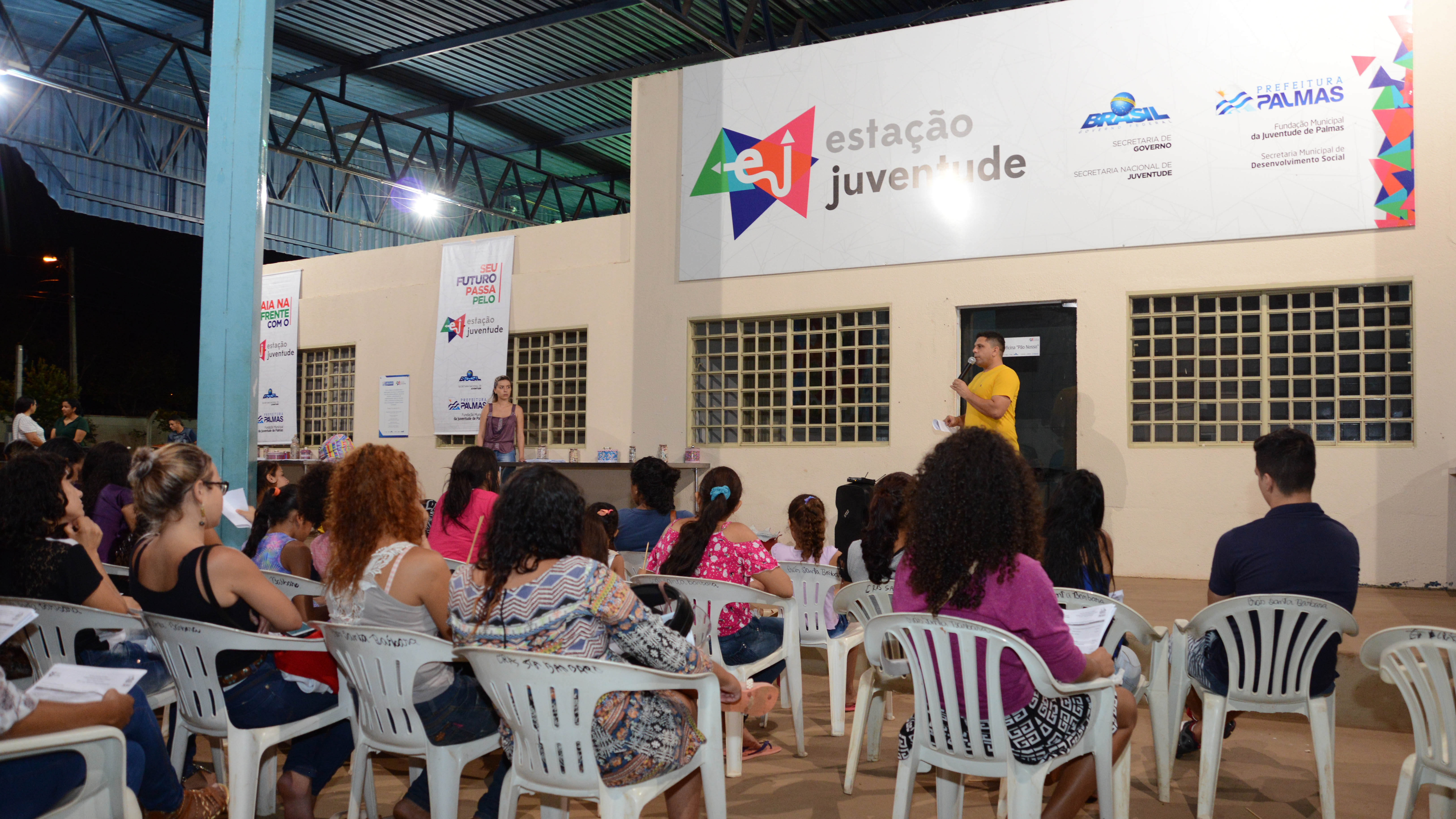 Jovem que participou do Estação Juventude agora é voluntária do programa e irá ministrar oficina gratuita