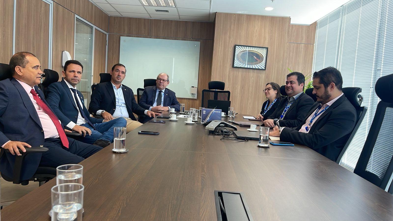 Prefeitura de Palmas amplia diálogo com bancos para captar recursos para cidade e beneficiar servidores