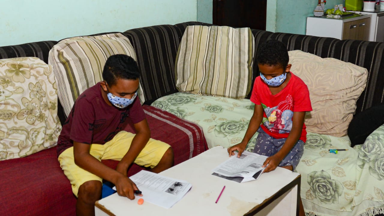 Distribuição dos blocos de atividades da ferramenta Palmas Home School teve início nesta quinta-feira, 30