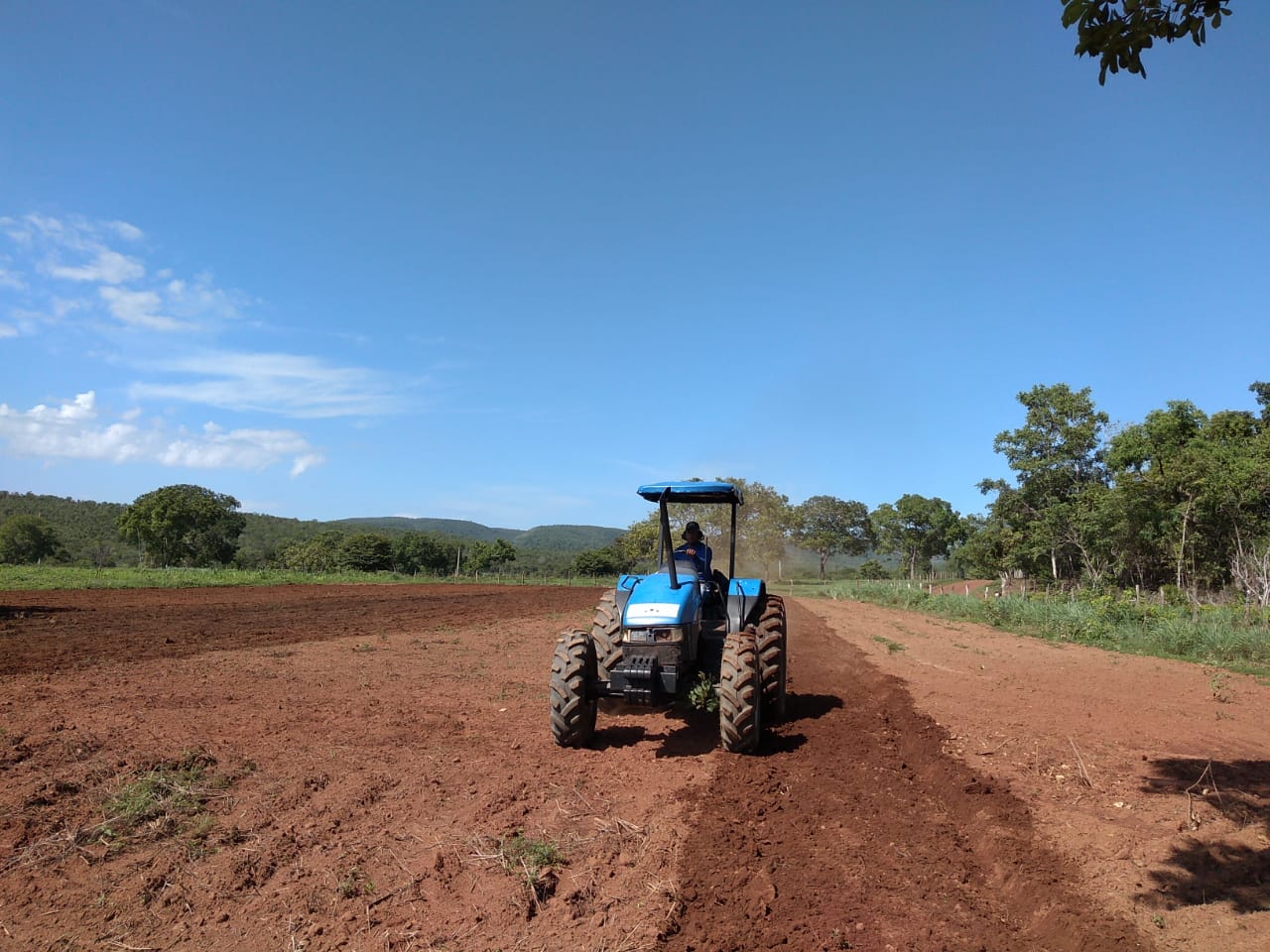 Agricultores familiares de Palmas recebem apoio para o plantio da safra 2020/2021