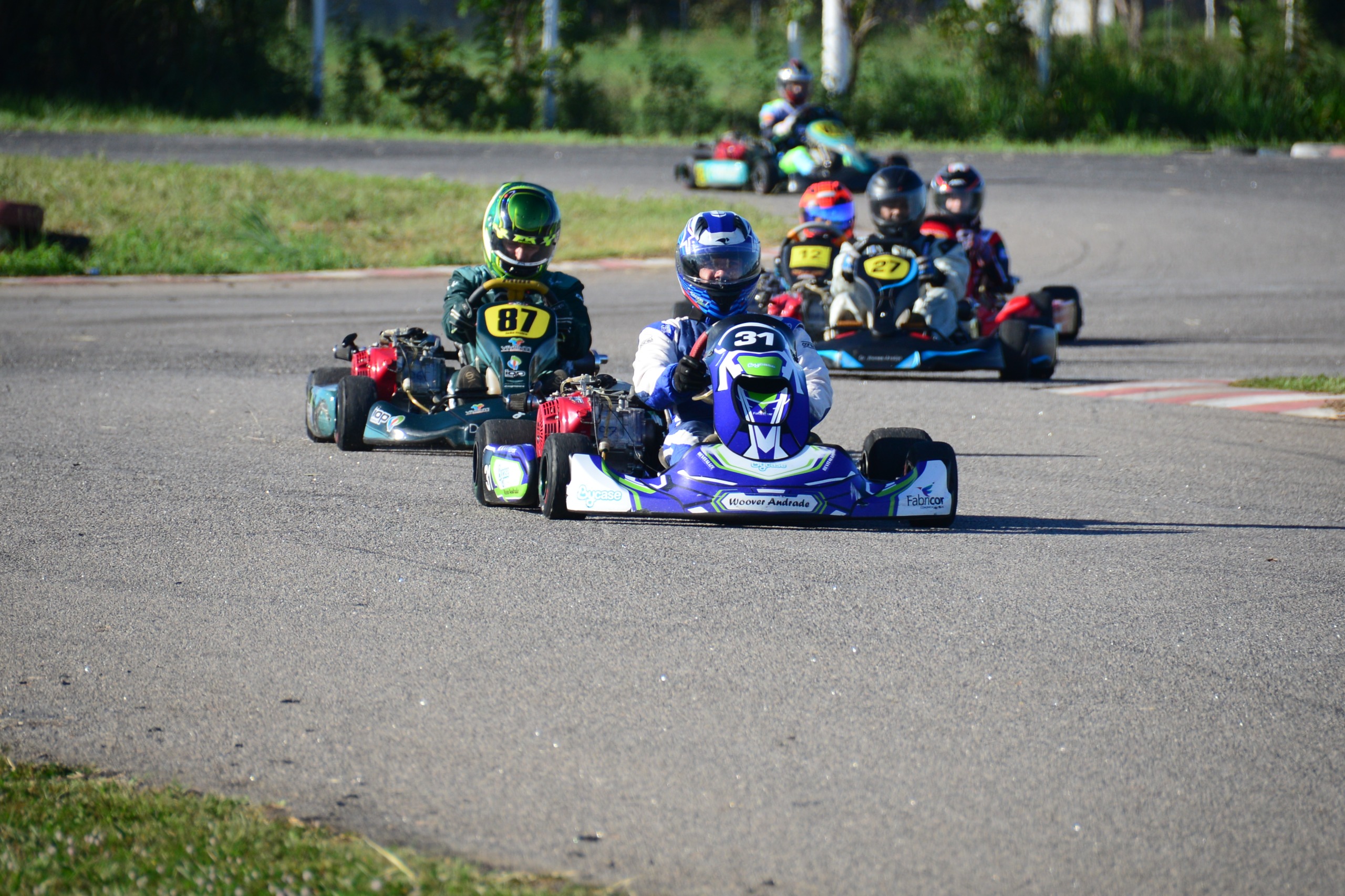 Pilotos da 3ª etapa da Copa Palmas de Kart aceleram e movimentam o fim de semana na Capital