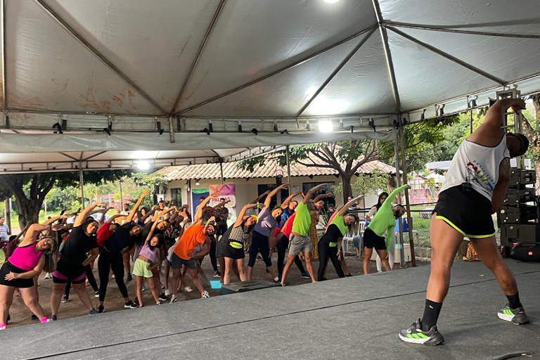 Moradores de Taquaruçu participaram das aulas de dança da Fundesportes