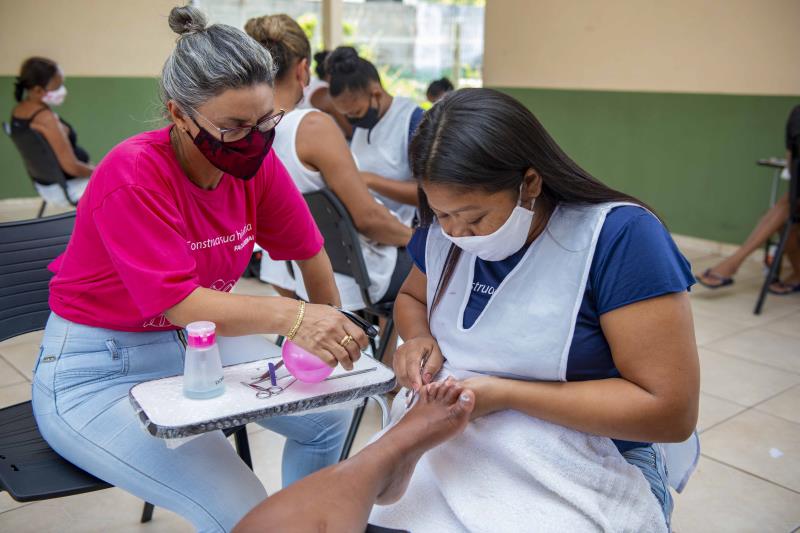 Seminário encerra projeto de trabalho social no Residencial Flores da Amazônia