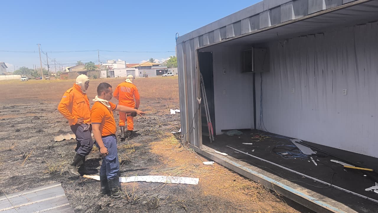 Defesa Civil Municipal combate mais dois focos de incêndio na região norte de Palmas