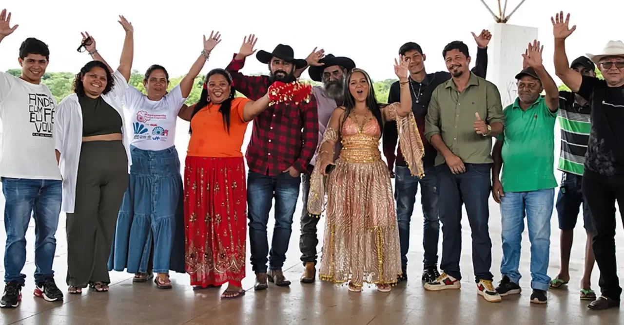 Prefeitura de Palmas realiza audiência participativa inédita com o povo cigano