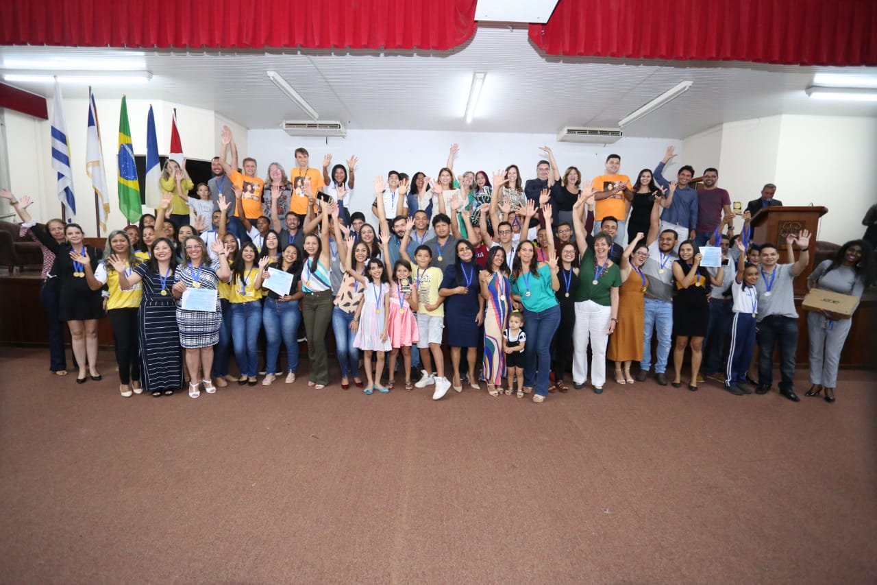 Trabalho da ETI Luiz Nunes Oliveira vence a Fecit 2019 em noite de conquistas para a ciência palmense