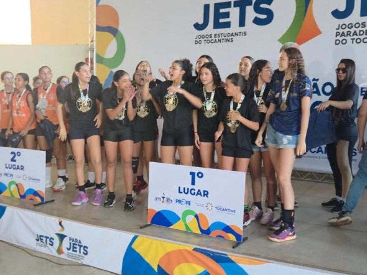 A mais recente conquista da escola foi a medalha de bronze da equipe feminina na série cobre dos Jogos Escolares Brasileiros (JEBs) 2023, ao vencer Sergipe por 27 a 15