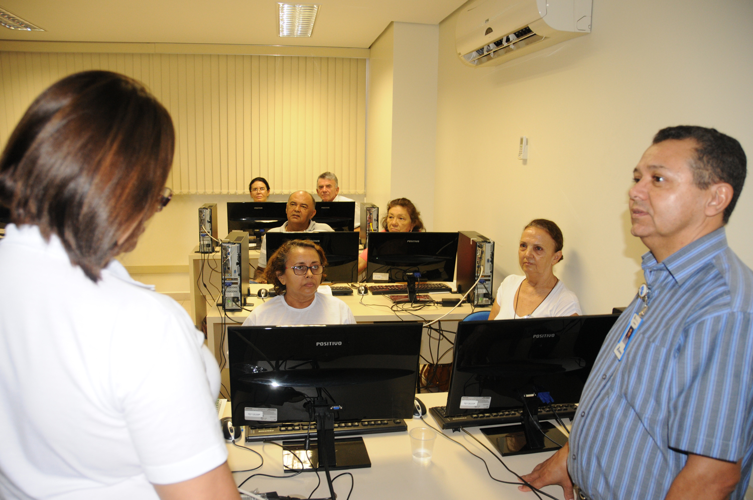 Idosos do Centro de Convivência da Maturidade iniciam curso de inclusão sociodigital nesta quinta, 09