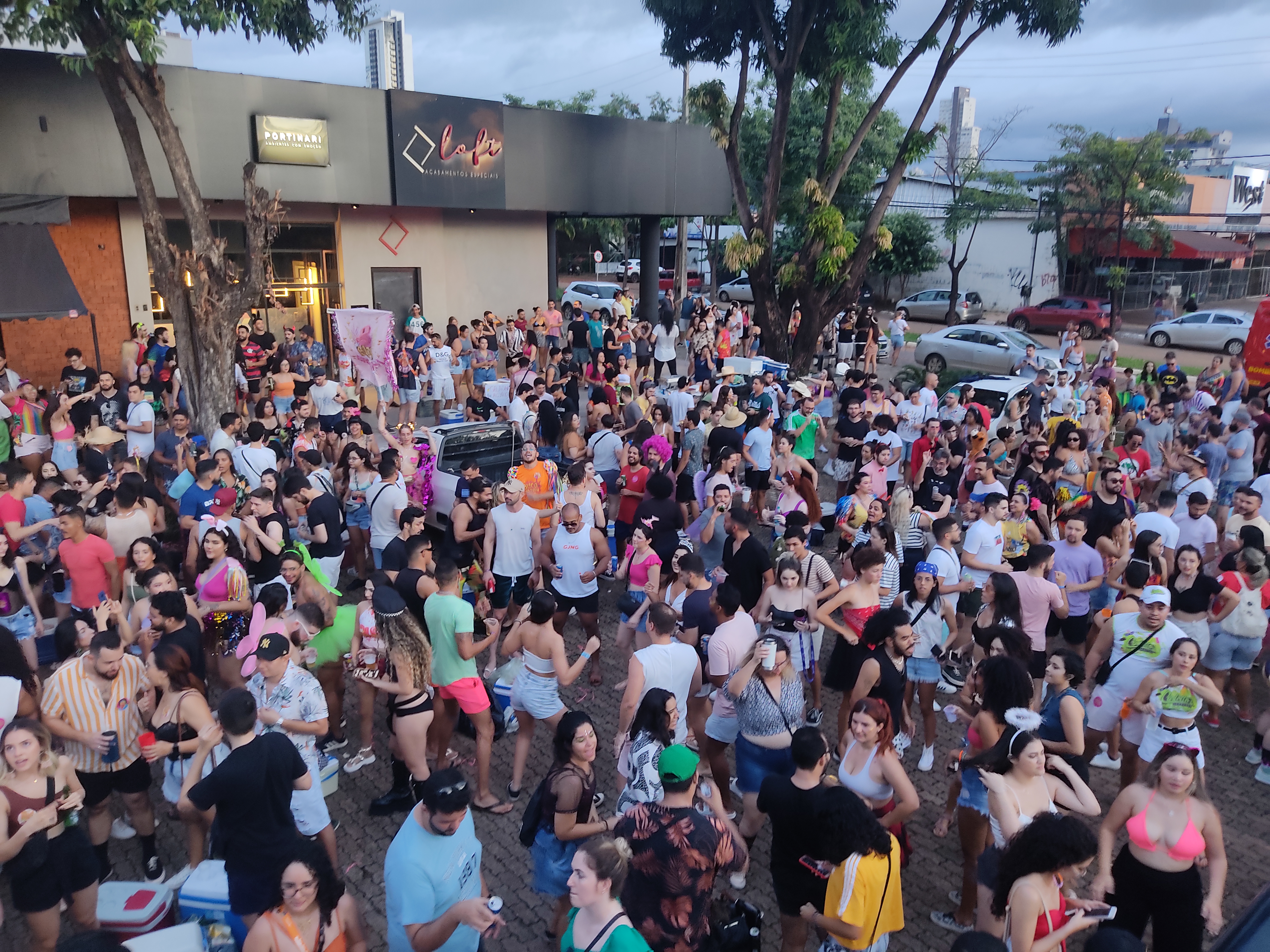 Oito blocos vão para rua comemorar o terceiro dia de carnaval nesta segunda-feira