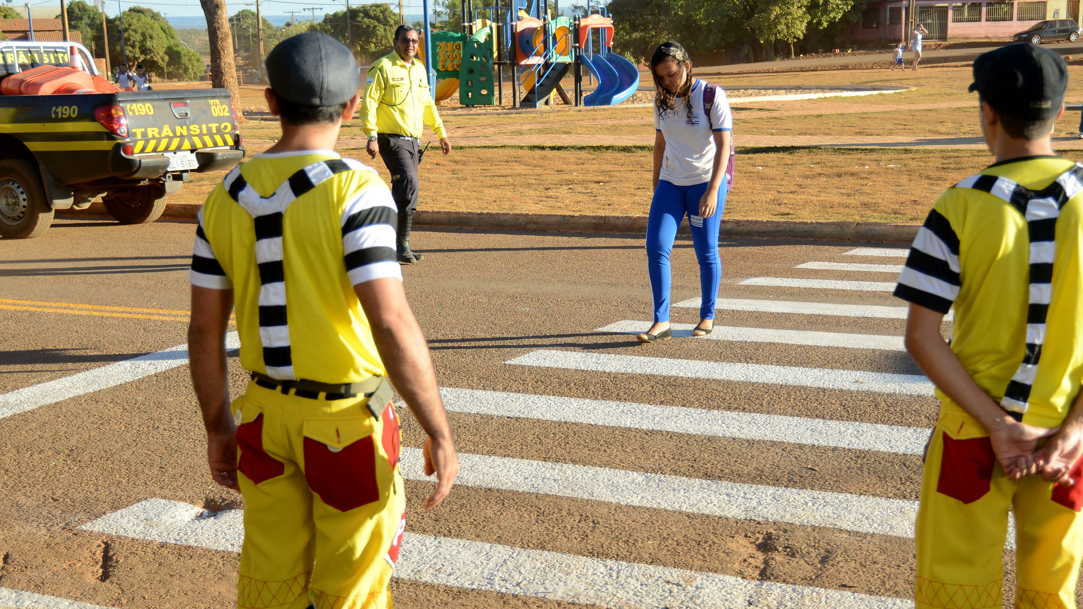 Orientação sobre o uso da cadeirinha percorre escolas da Capital