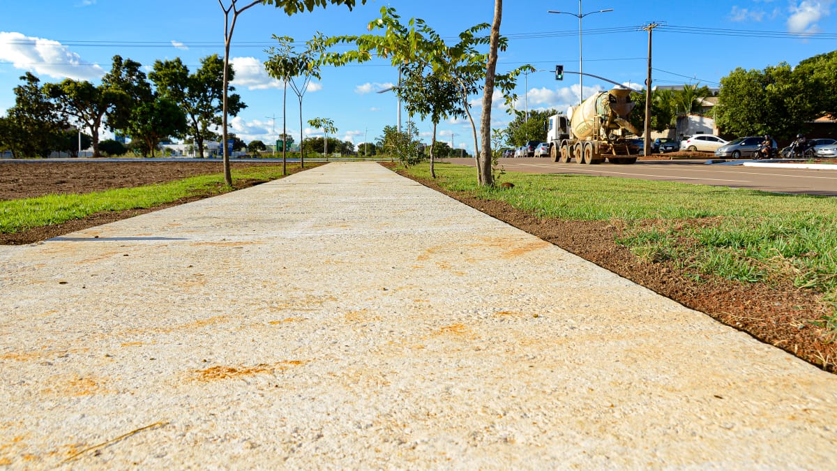Plano de acessibilidade levanta pontos para correção ou ampliação de calçamento