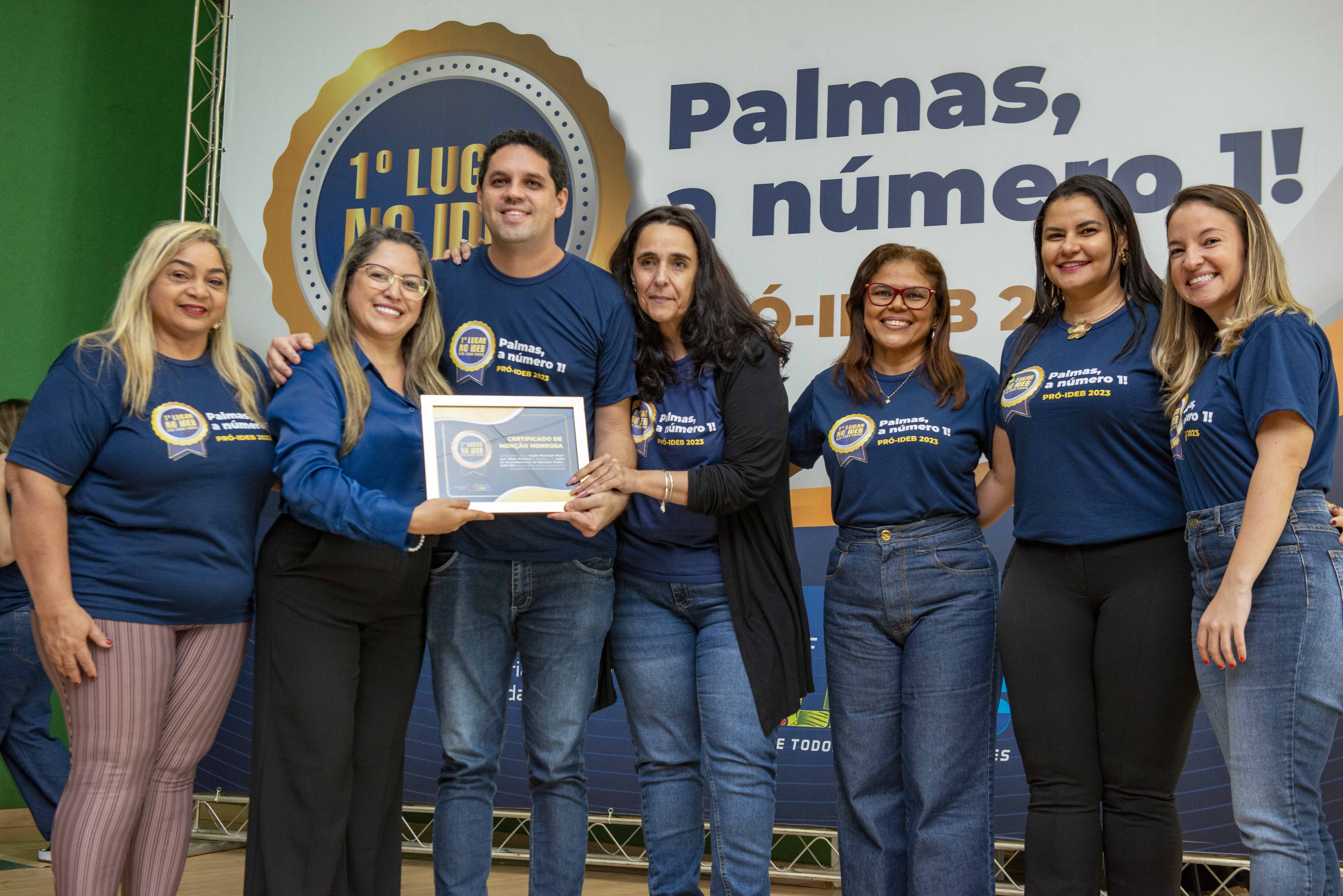 Escolas municipais que se destacaram no Ideb são homenageadas em Palmas
