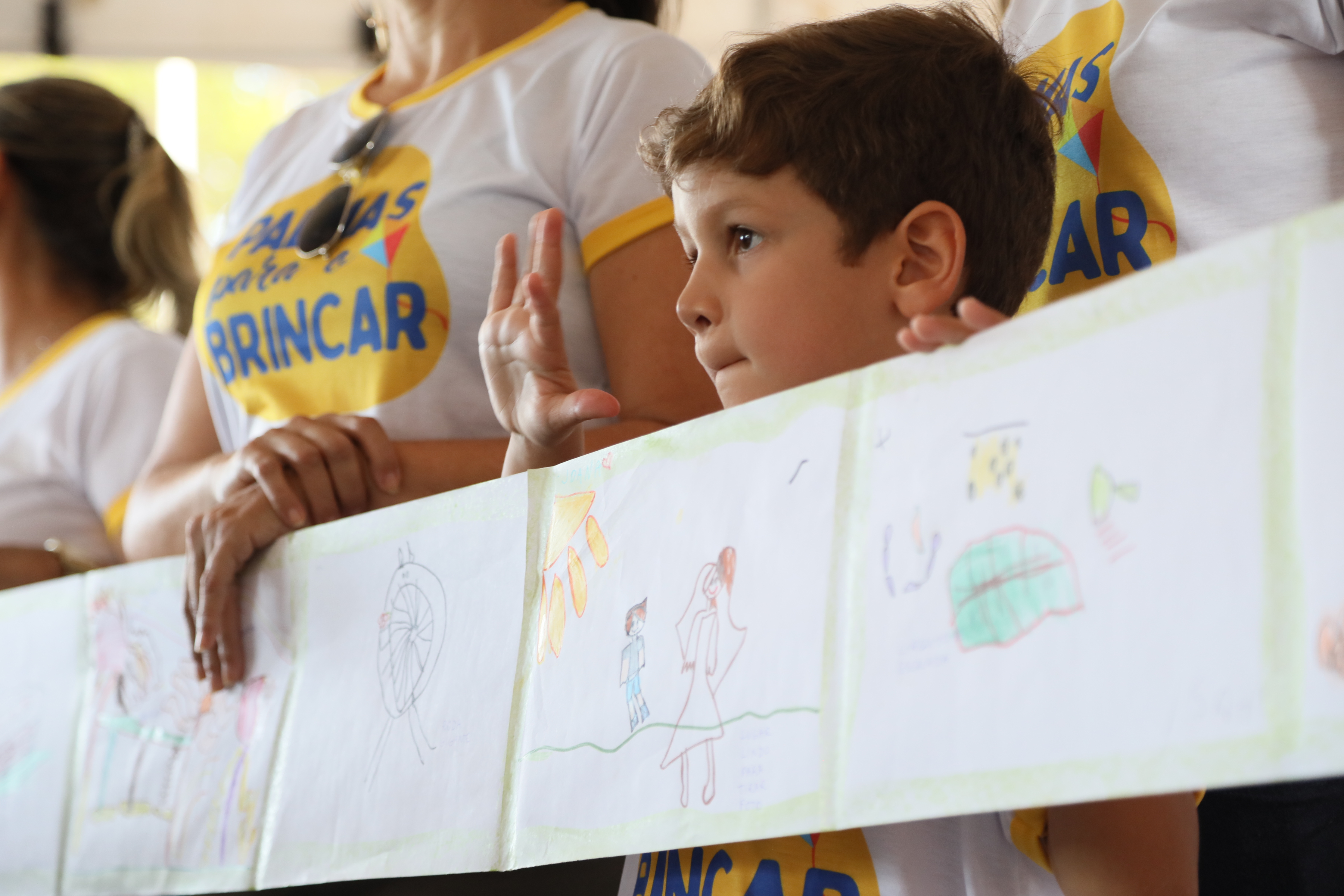 Prefeito recebeu uma Carta Aberta produzidas pelos alunos da Educação Infantil Municipal 