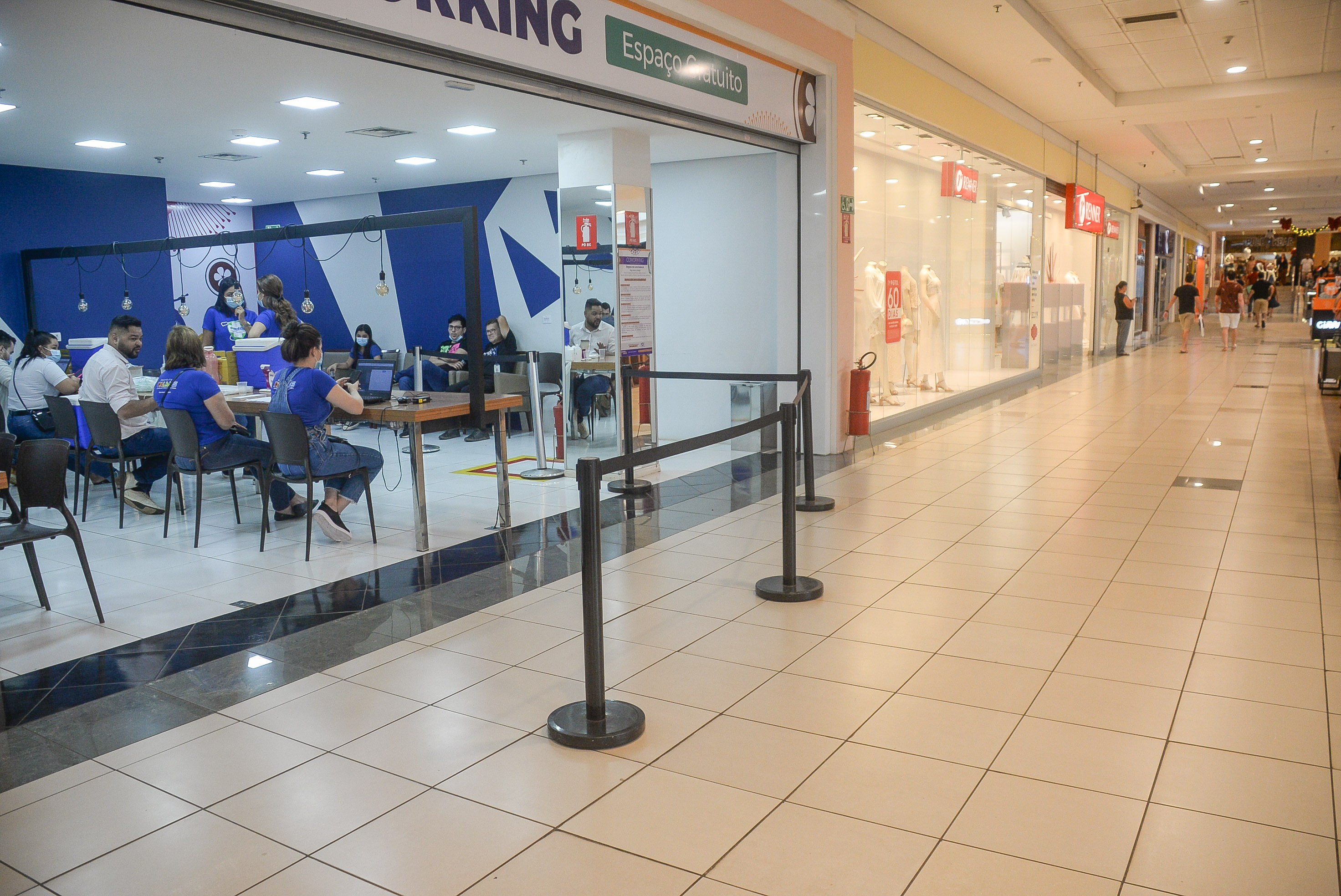 Ações extramuros de vacinação contra covid-19 acontecem neste final de semana na Capital