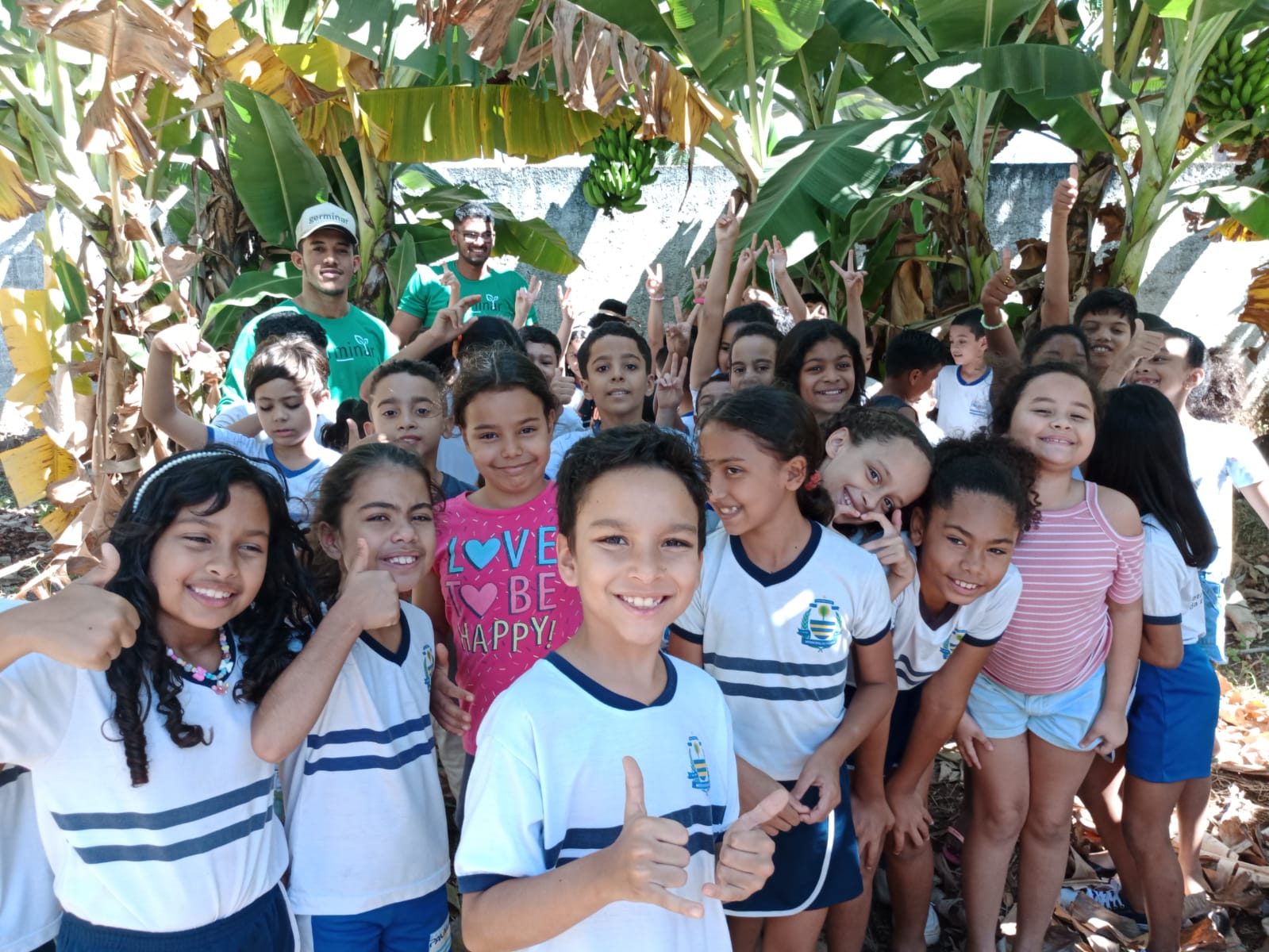 Projeto Germinar realiza oficina de fruticultura na Escola Municipal Francisca Brandão