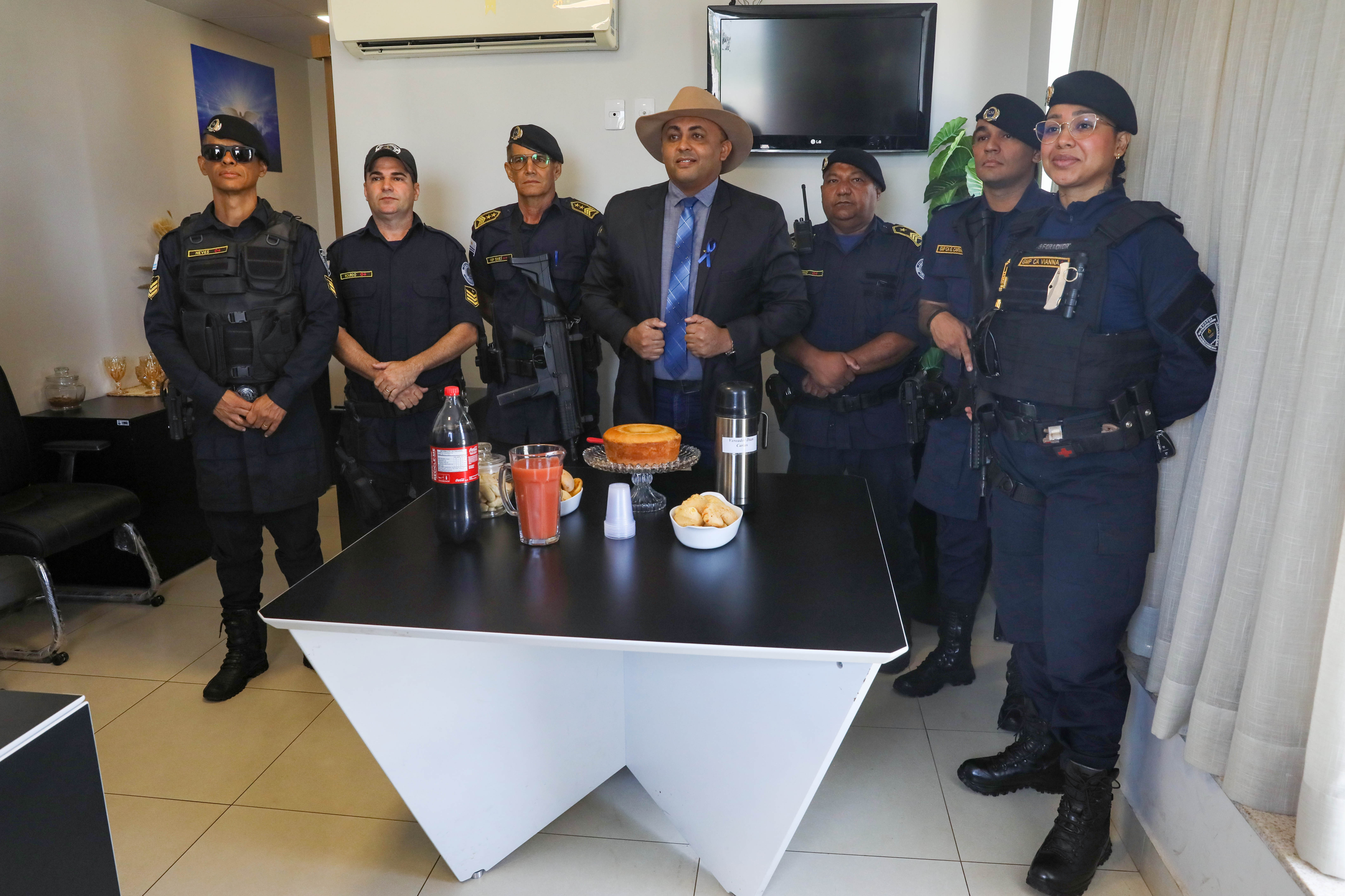 Foram homenageados  seis integrantes da Guarda Metropolitana de Palmas 