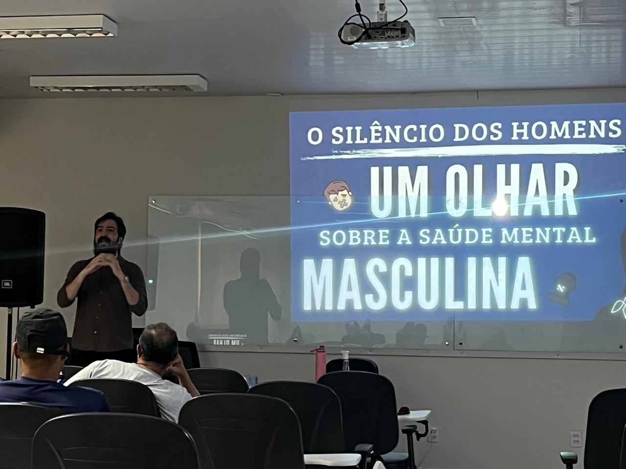 Guardas Metropolitanos participam de palestrea sob a Saúde Mental Masculina