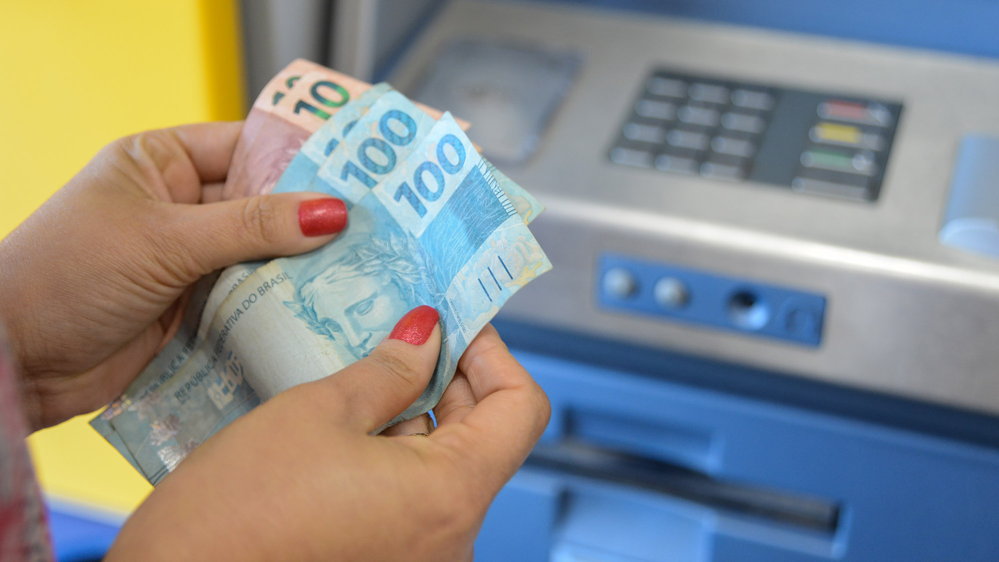 Prefeitura garante pagamento em dia e salário de abril estará na conta do servidor nesta quarta-feira, 29