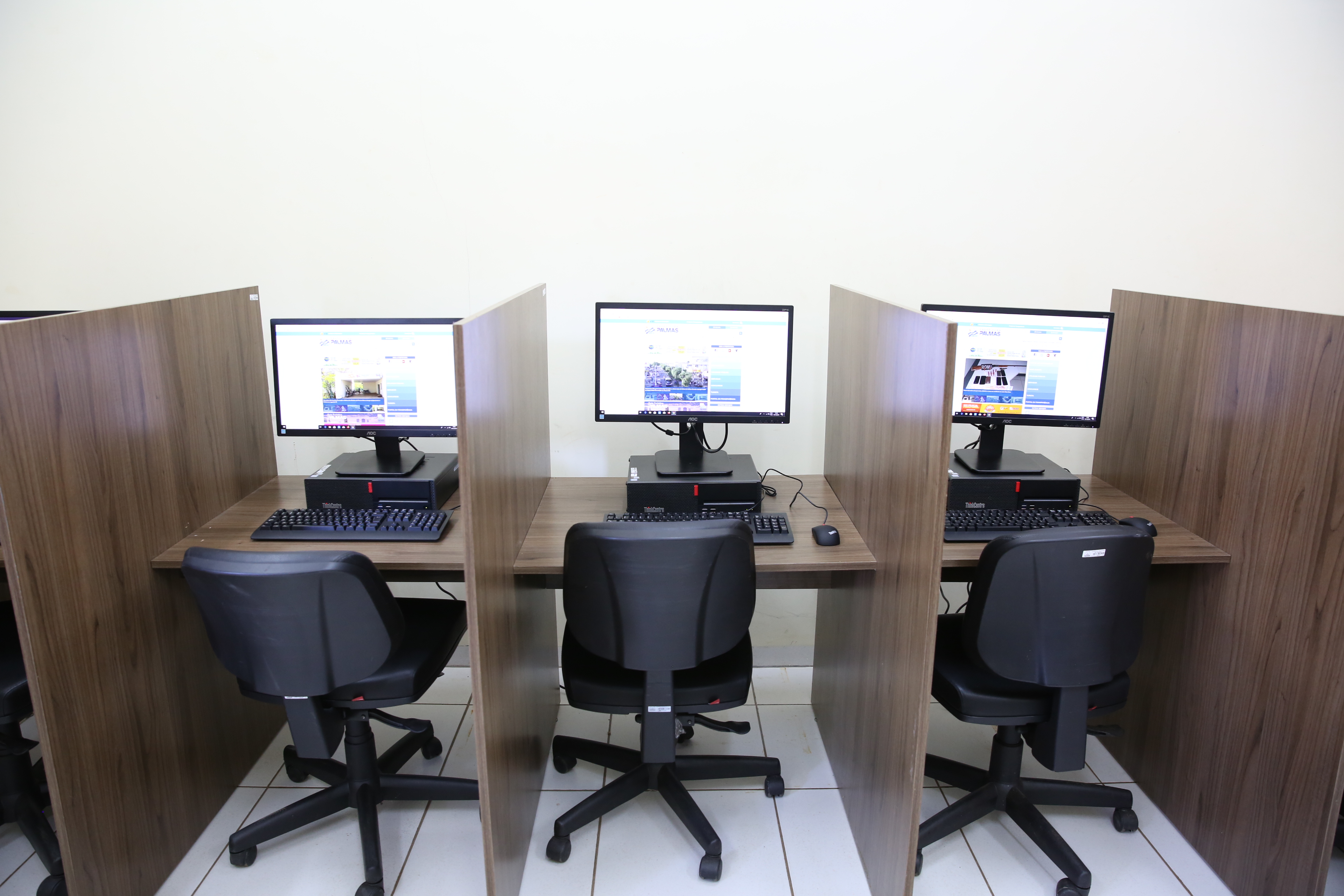 Idosos já podem se inscrever no curso de informática do Parque da Pessoa Idosa