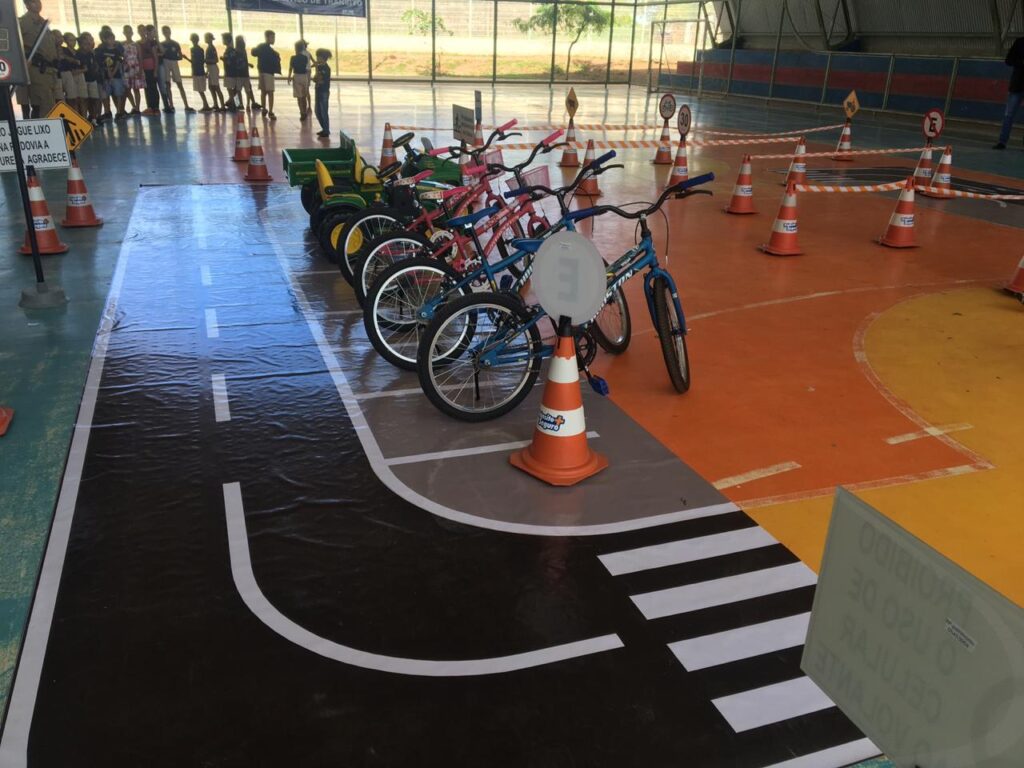 ETI Padre Josimo realiza programação de conscientização para redução da violência no trânsito