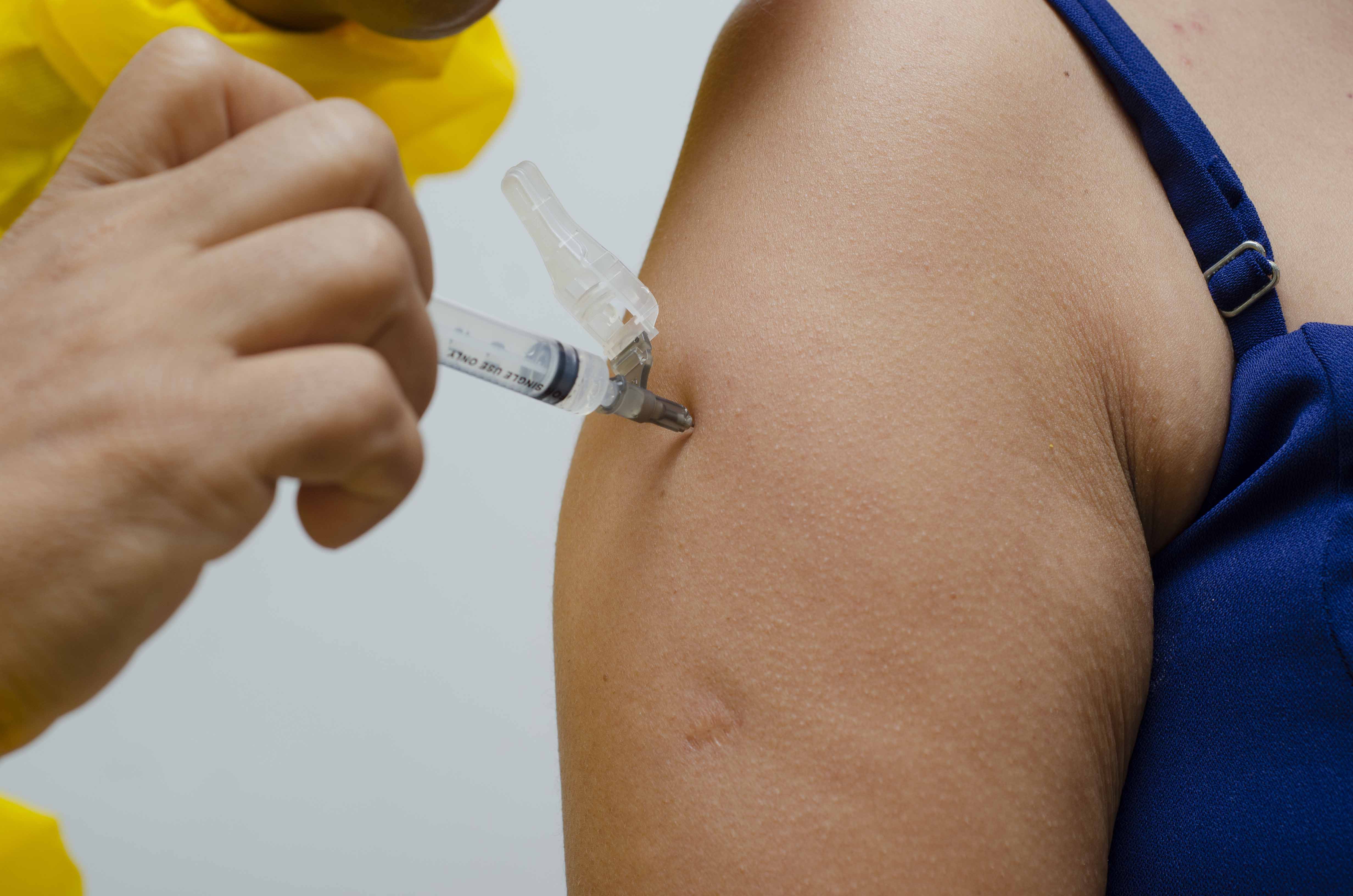 Trabalhadores do setor aéreo e grupos prioritários de Palmas podem agendar vacinação contra Covid-19 para 1ª ou 2ª dose