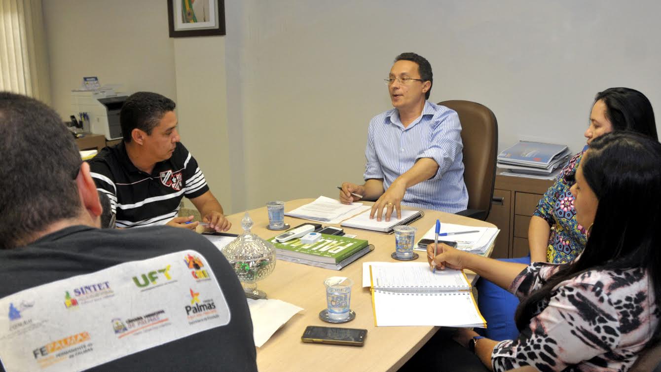 Semed se reúne com Conselho Municipal da Educação e Sintet para deliberar pauta de reivindicações da categoria