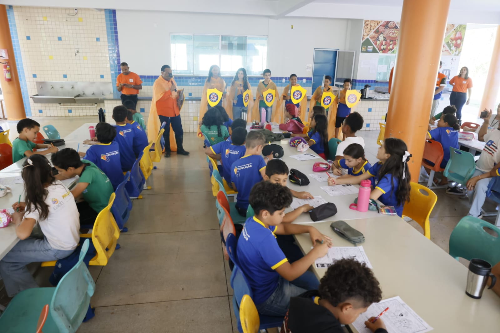 Ação orienta mais de 300 estudantes sobre prevenção e combate às queimadas