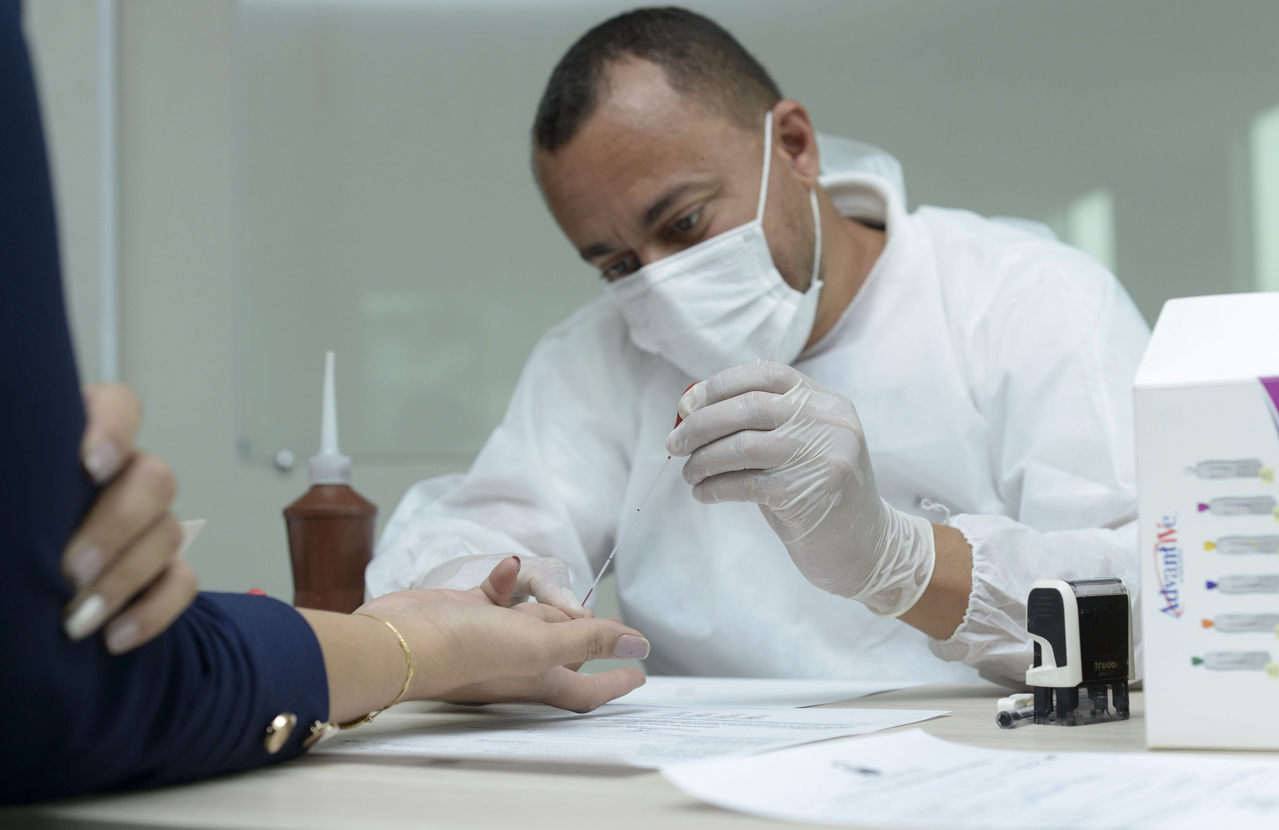 Profissionais de enfermagem das Unidades de Saúde da Família participam de capacitação semipresencial