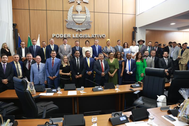 Cerimônia de posse foi realizada nesta quarta-feira, 1º, na Câmara Municipal de Palmas