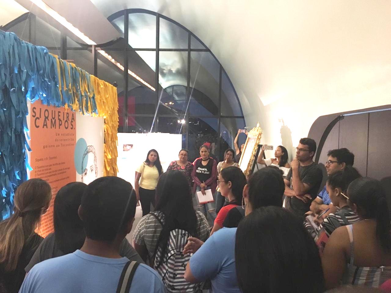 Alunos do Profuncionário visitam exposição no Memorial Coluna Prestes
