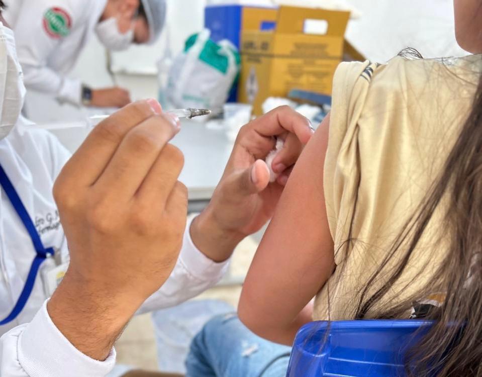 Além da mobilização nas escolas, as salas de vacina das USFs seguem abertas para aplicação dos imunizantes