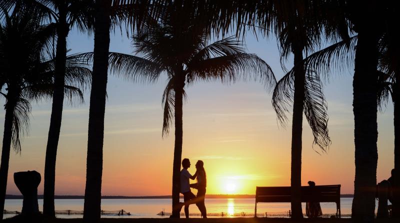Palmas 33 anos: campanha da Prefeitura incentiva palmense a registrar imagens do pôr do sol