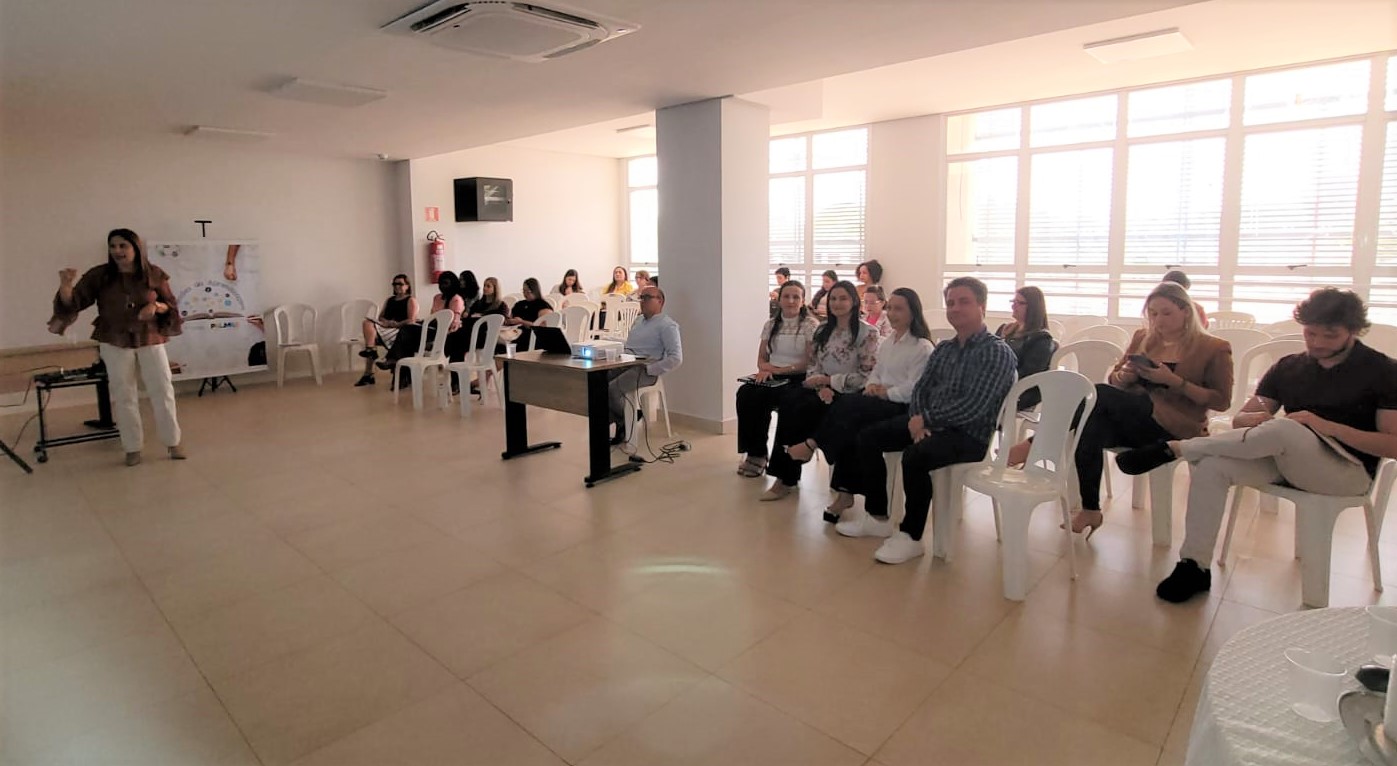 Escolas Conectadas: grupo de trabalho avança nas tratativas para elaboração do Plano Municipal de Educação Digital de Palmas