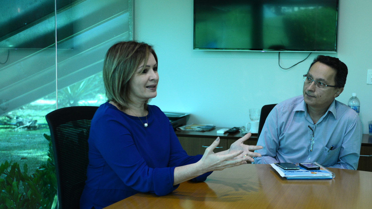 Vice-prefeita de Rio Branco visita Palmas e elogia modelo de ensino de tempo integral do Município