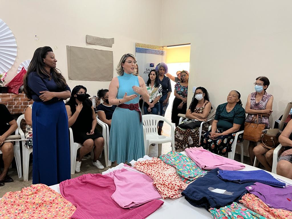 Cras Karajá I realiza encerramento do curso de Corte e Costura em parceria com a UFT