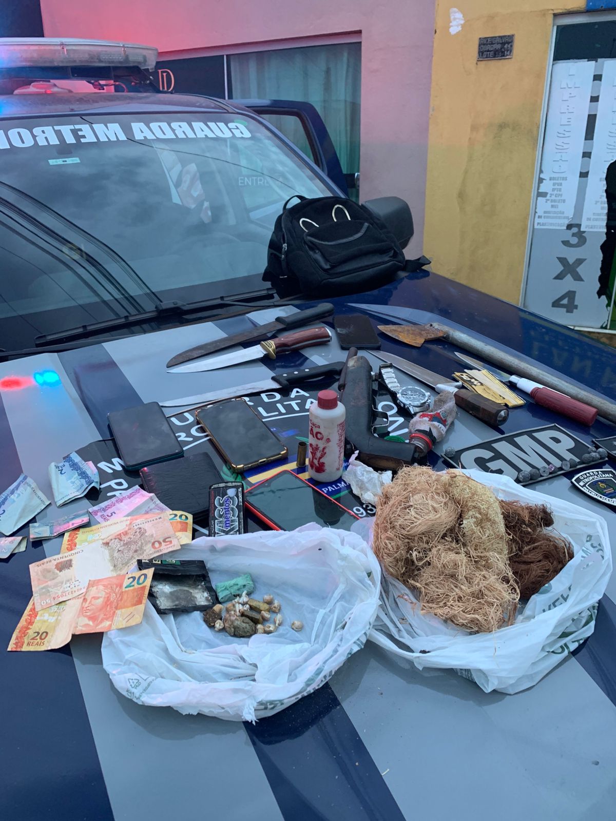 Guarda Metropolitana de Palmas apreende arma e entorpecentes durante patrulhamento no Recanto das Araras I