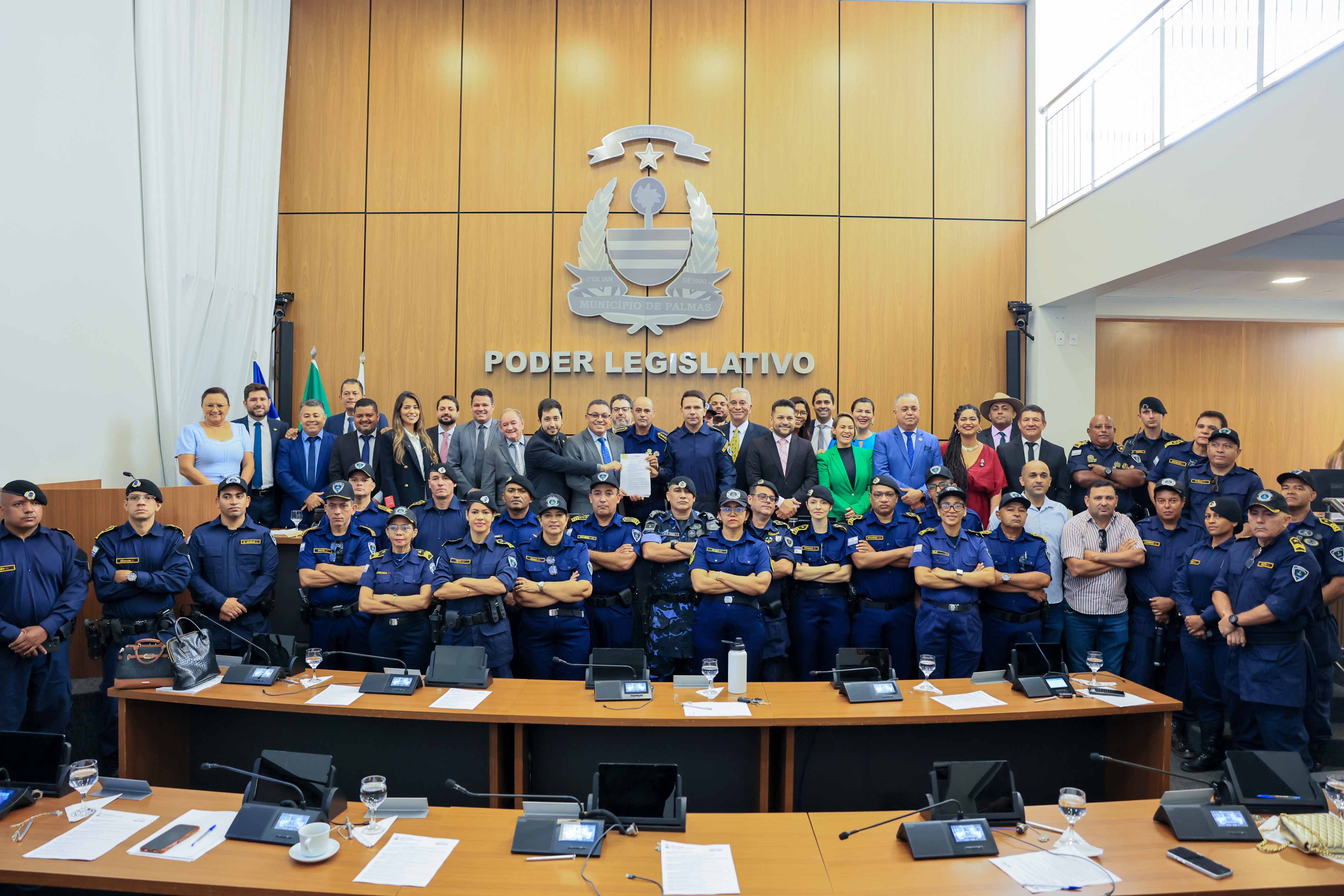 Prefeitura oficializa reenquadramento funcional de servidores da Guarda Metropolitana de Palmas