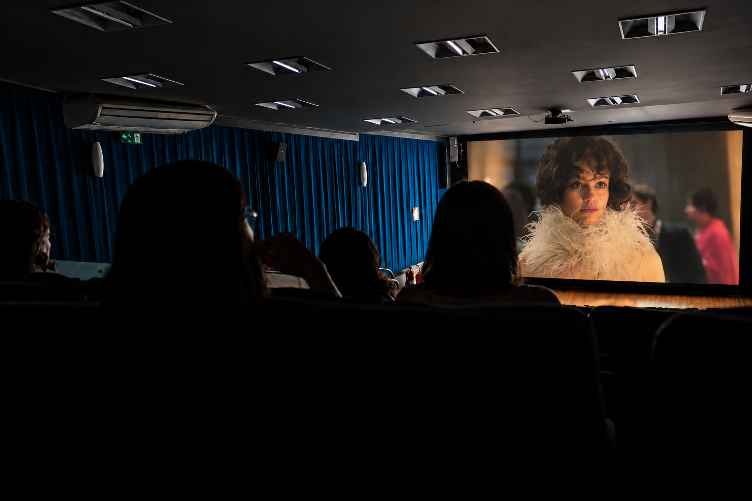 Fundação Cultural de Palmas promove sessão de cinebiografia de Gal Costa para alunos do Centro de Criatividade