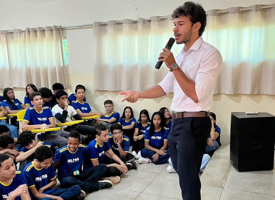 Escola Municipal Jorge Amado mobiliza estudantes para criação de Grêmio Estudantil