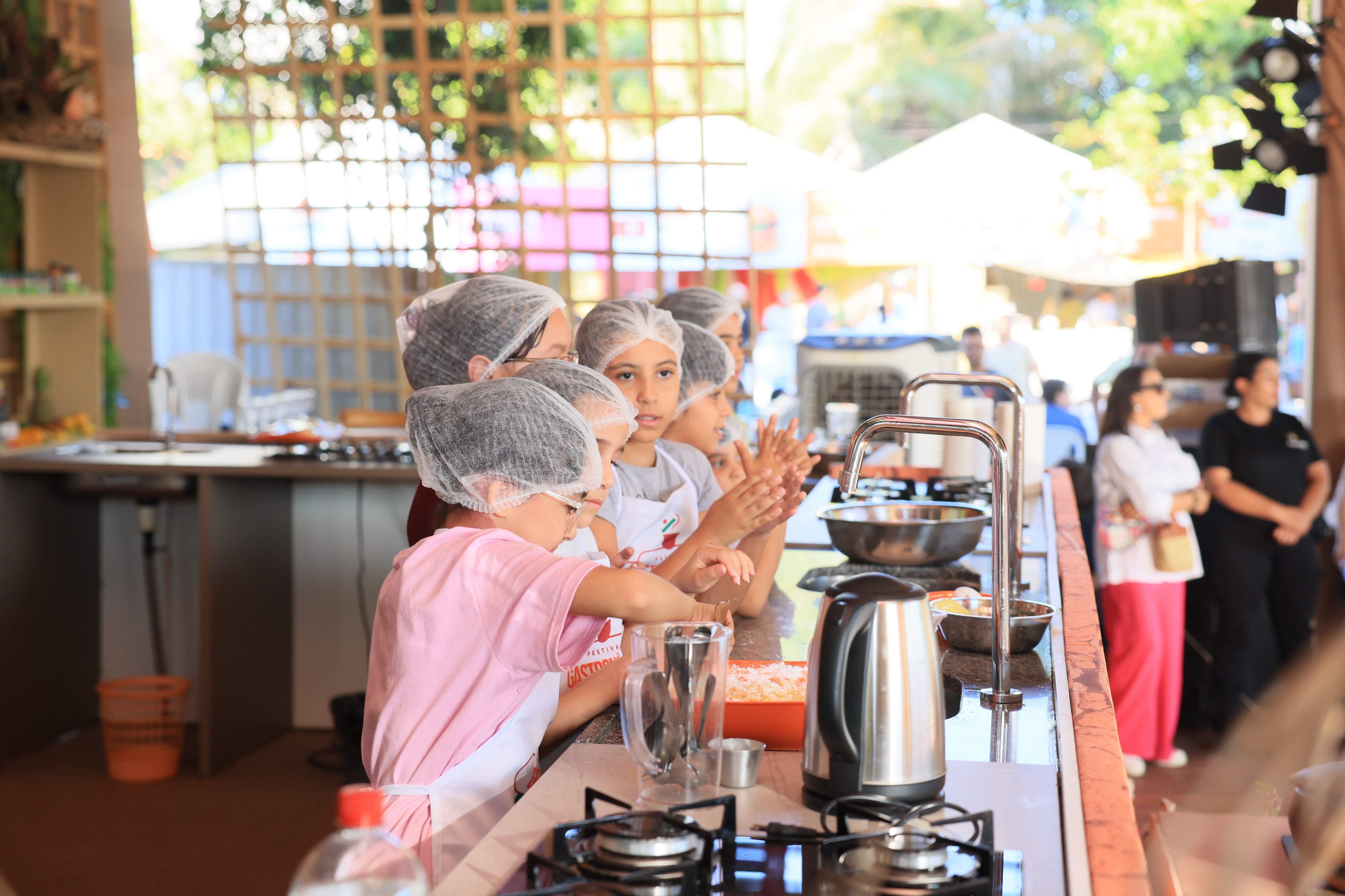 Chefinhos de Taquaruçu reúne crianças em experiência gastronômica no Cozinha Show