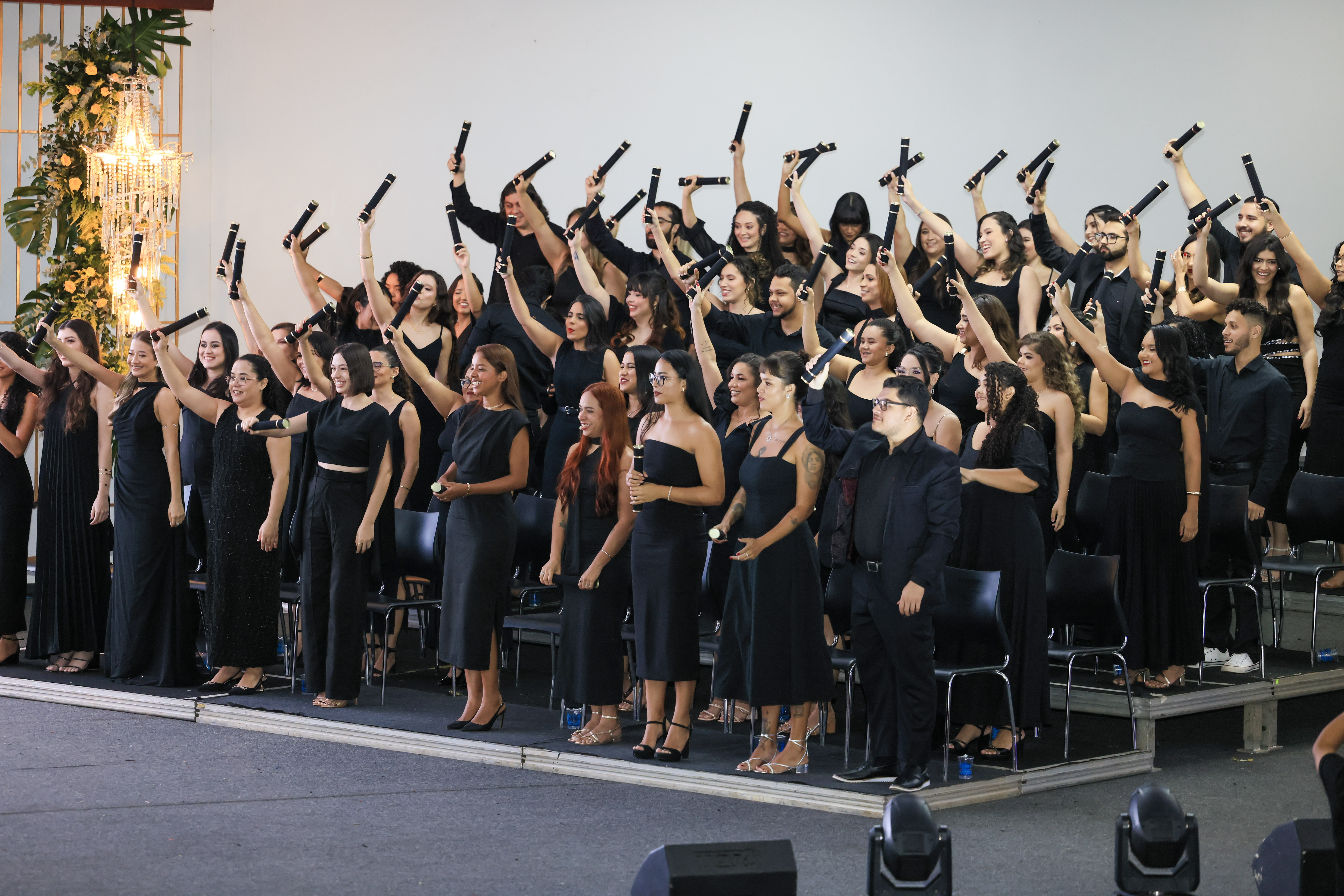 Prefeitura de Palmas forma 89 especialistas em residências da saúde